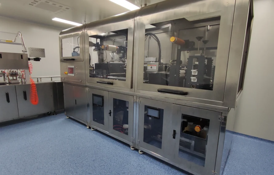 Enclosed production equipment at the Beijing integrated R&D base